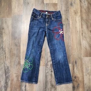 Gap flower embroidered jeans sz 5 yrs. Toddler. EUC. 09' 100% Cotton.